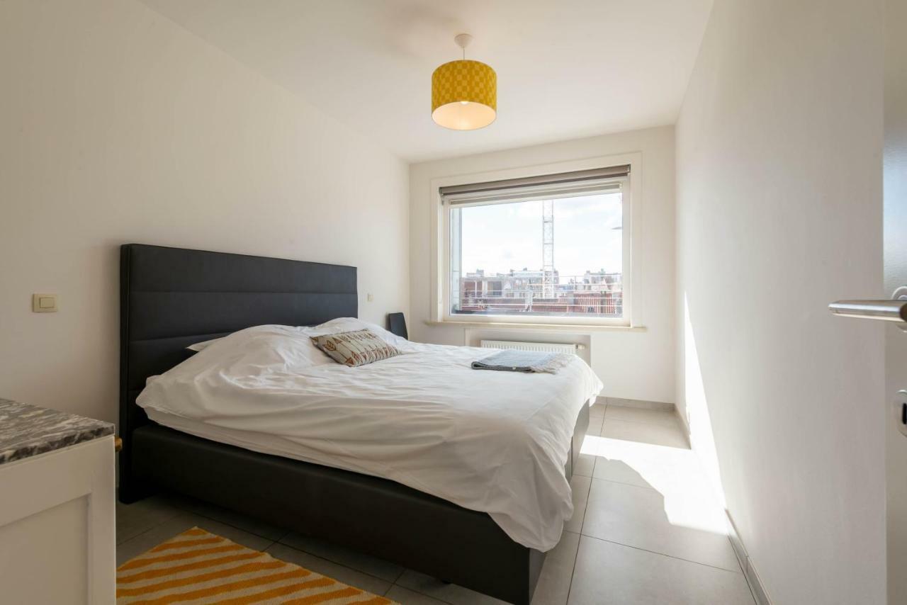 Modern Apartment With Free Parking Oostende Eksteriør billede