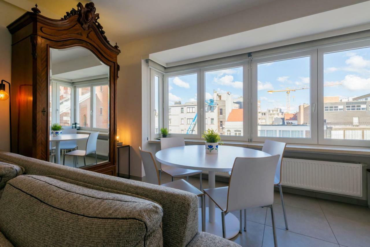Modern Apartment With Free Parking Oostende Eksteriør billede