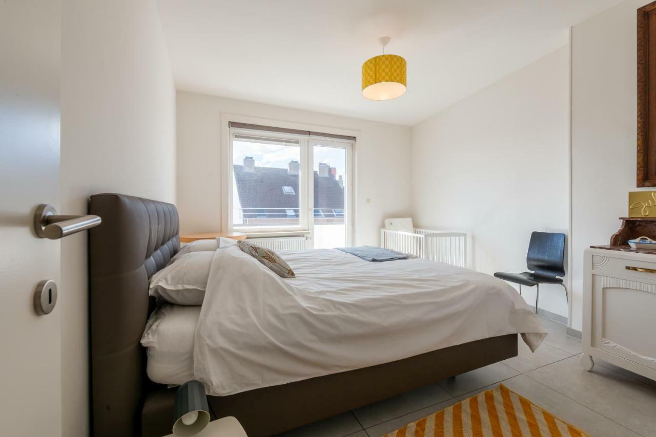 Modern Apartment With Free Parking Oostende Eksteriør billede